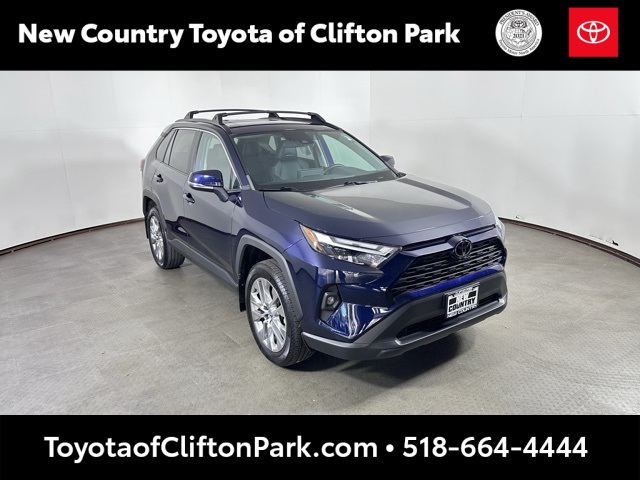 2023 Toyota RAV4 XLE Premium's photo