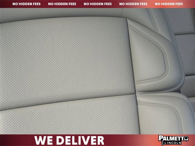 new 2025 Lincoln Navigator car, priced at $101,340