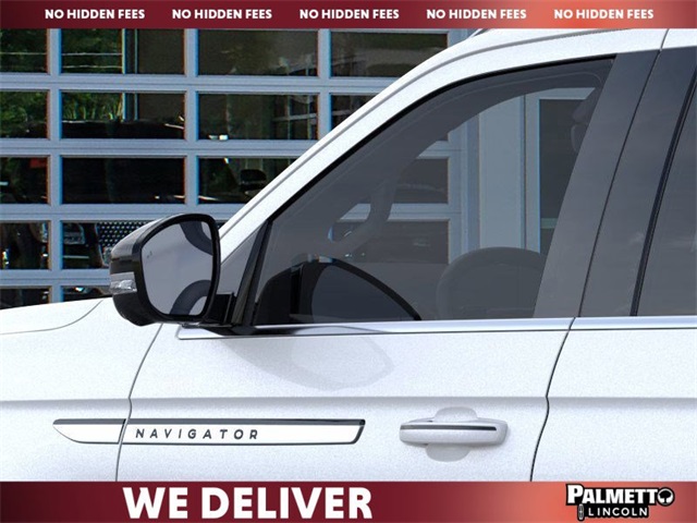 new 2025 Lincoln Navigator car, priced at $101,340