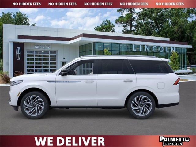 new 2025 Lincoln Navigator car, priced at $101,340