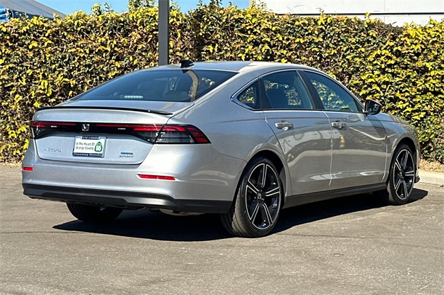 2025 Honda Accord Hybrid Sport photo 4