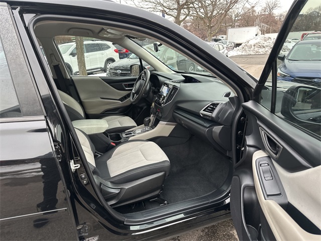 2021 Subaru Forester Base photo 14