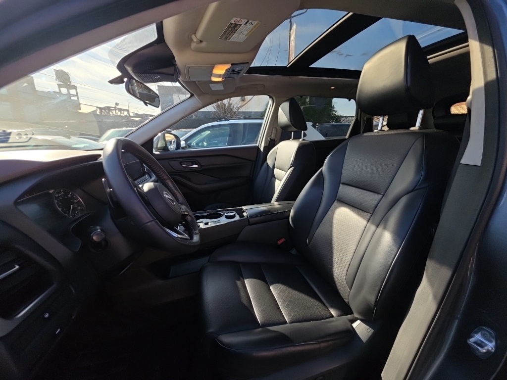 used 2023 Nissan Rogue car, priced at $15,895