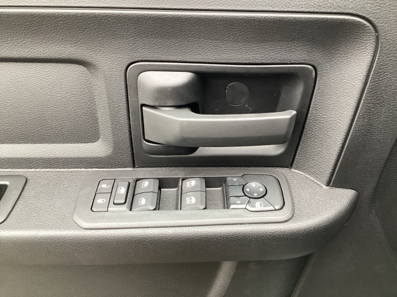 2026 Ram 3500 Tradesman photo 14