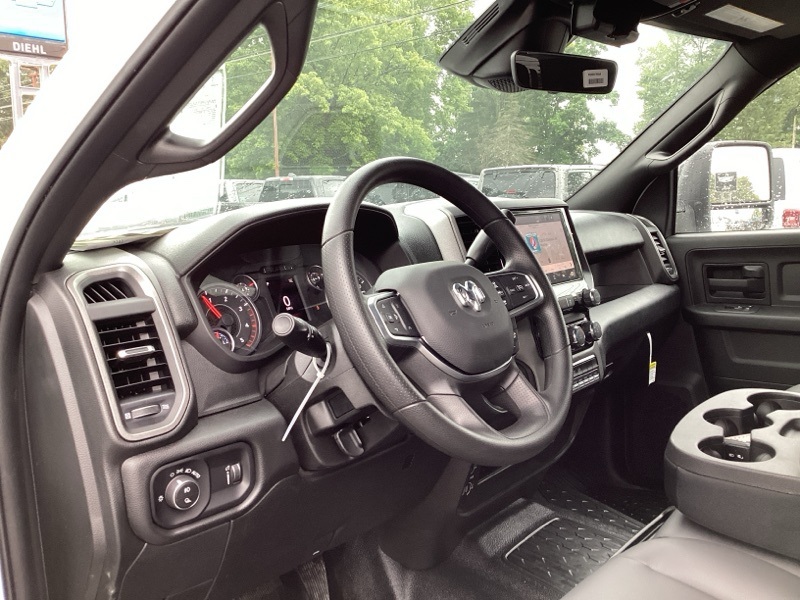 2026 Ram 3500 Tradesman photo 18