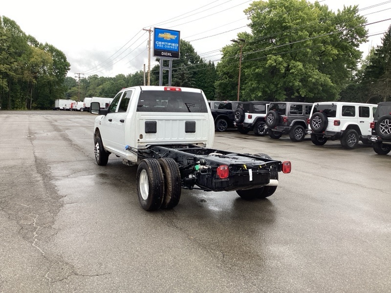 2026 Ram 3500 Tradesman photo 4