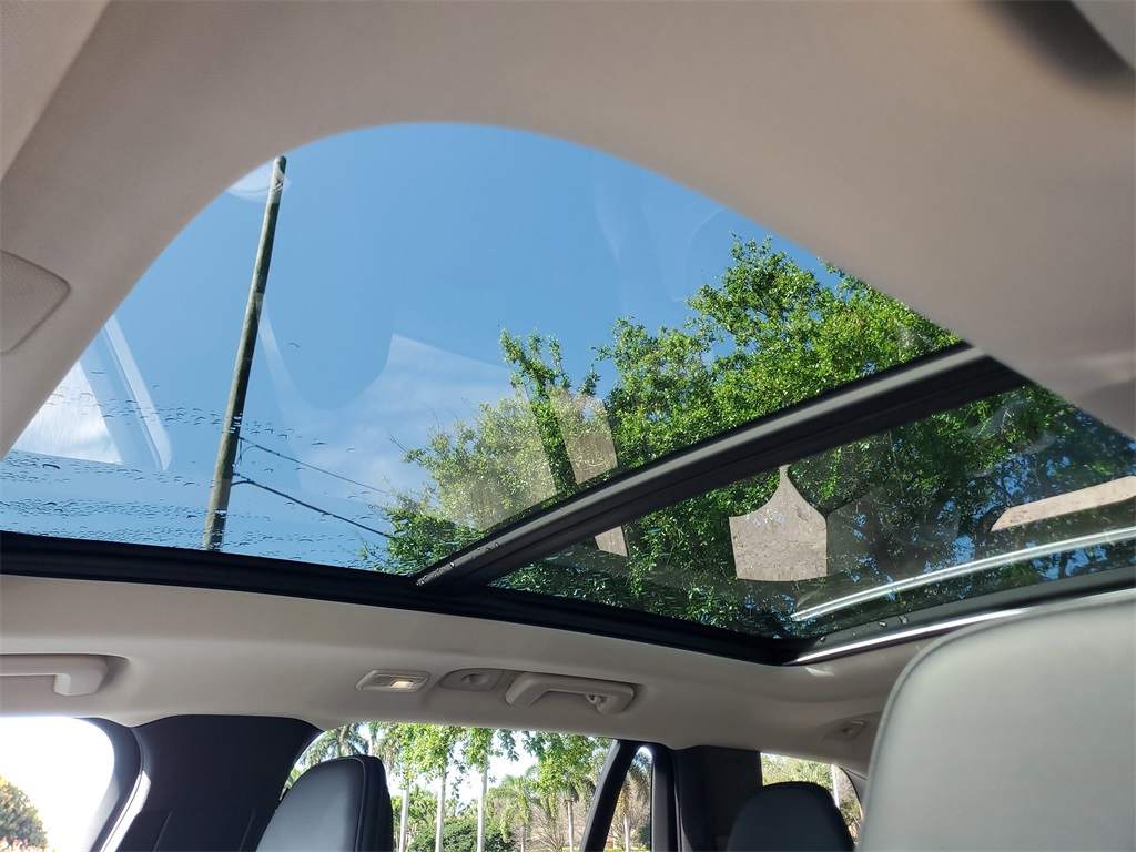 used 2025 Volvo XC90 car, priced at $44,895