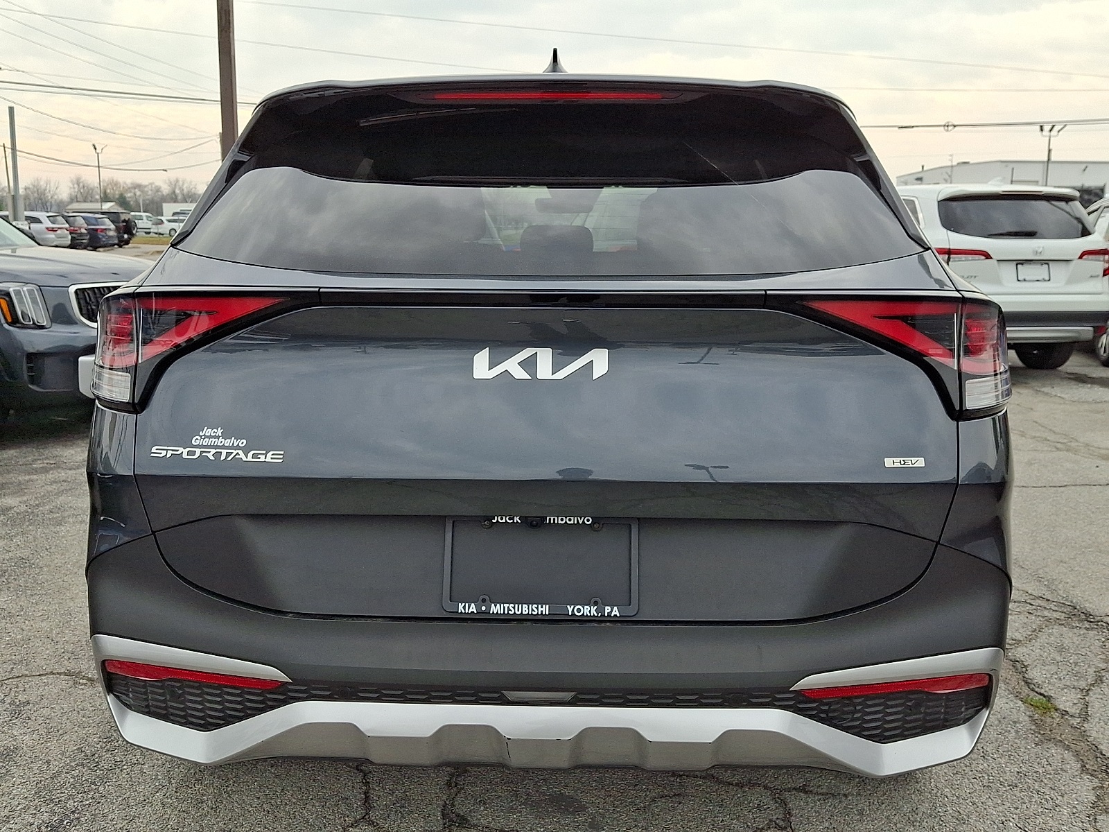 2023 Kia Sportage Hybrid LX photo 3