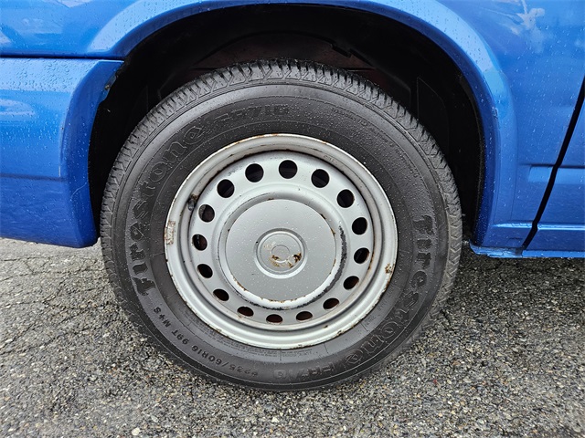 2001 Volkswagen EuroVan MV Weekender photo 8