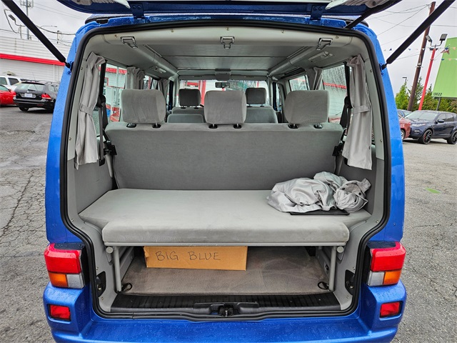 2001 Volkswagen EuroVan MV Weekender photo 9