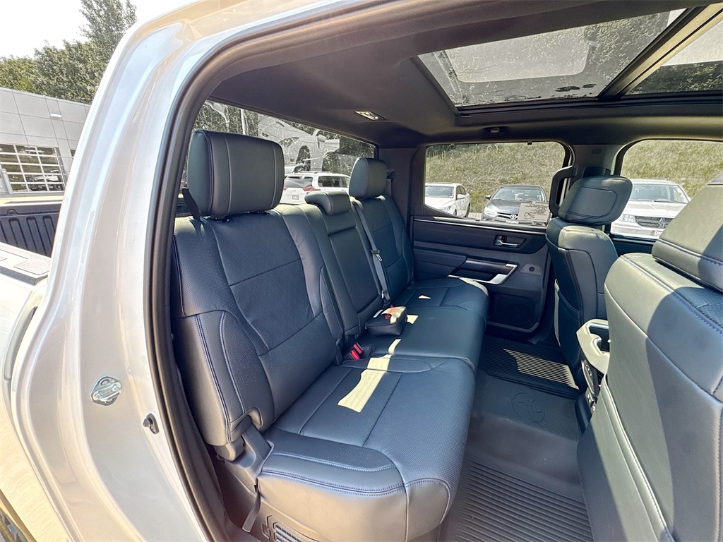 2025 Toyota Tundra Platinum CrewMax photo 26