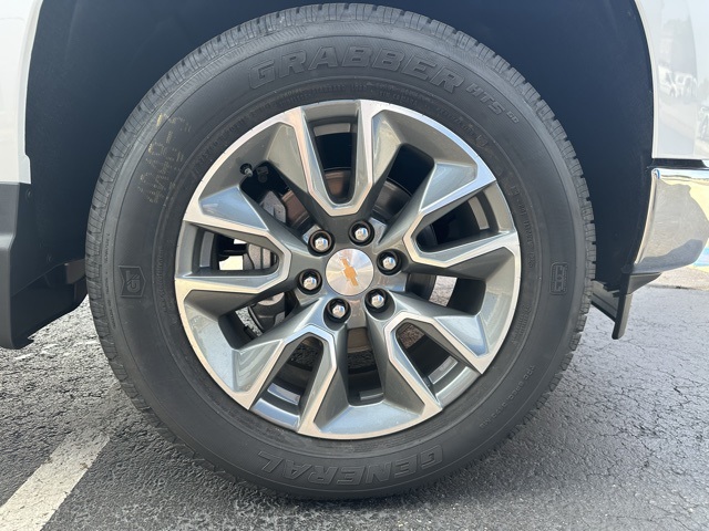 2026 Chevrolet Silverado 1500 LT photo 10