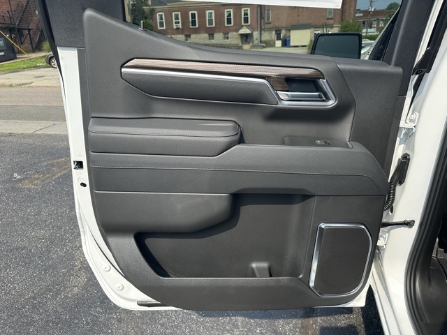 2026 Chevrolet Silverado 1500 LT photo 12