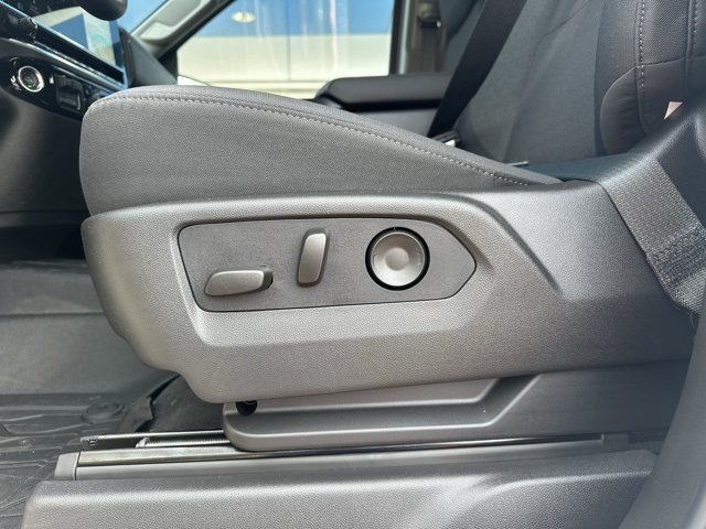 2026 Chevrolet Silverado 1500 LT photo 23