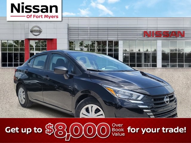 2025 Super Black Nissan Versa 1.6 S Sedan