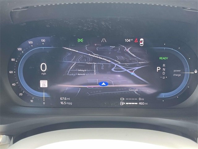 S60 Plug-In Hybrid T8 Recharge Plus Dark Theme