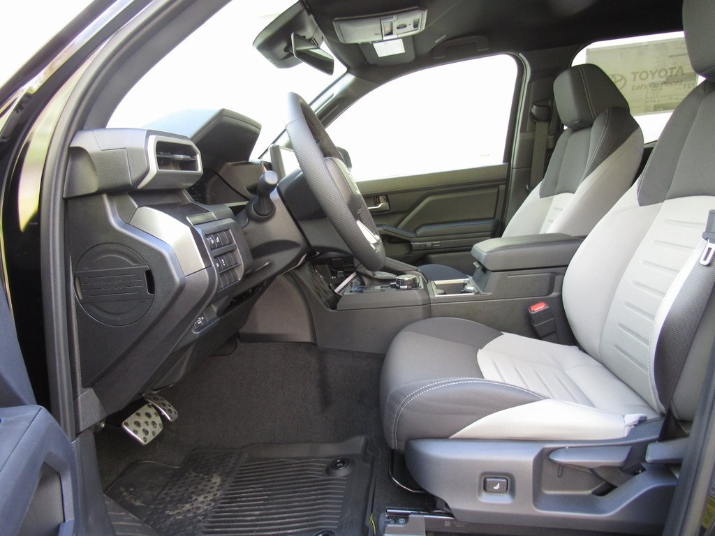2025 Toyota Tacoma TRD Sport Double Cab photo 10