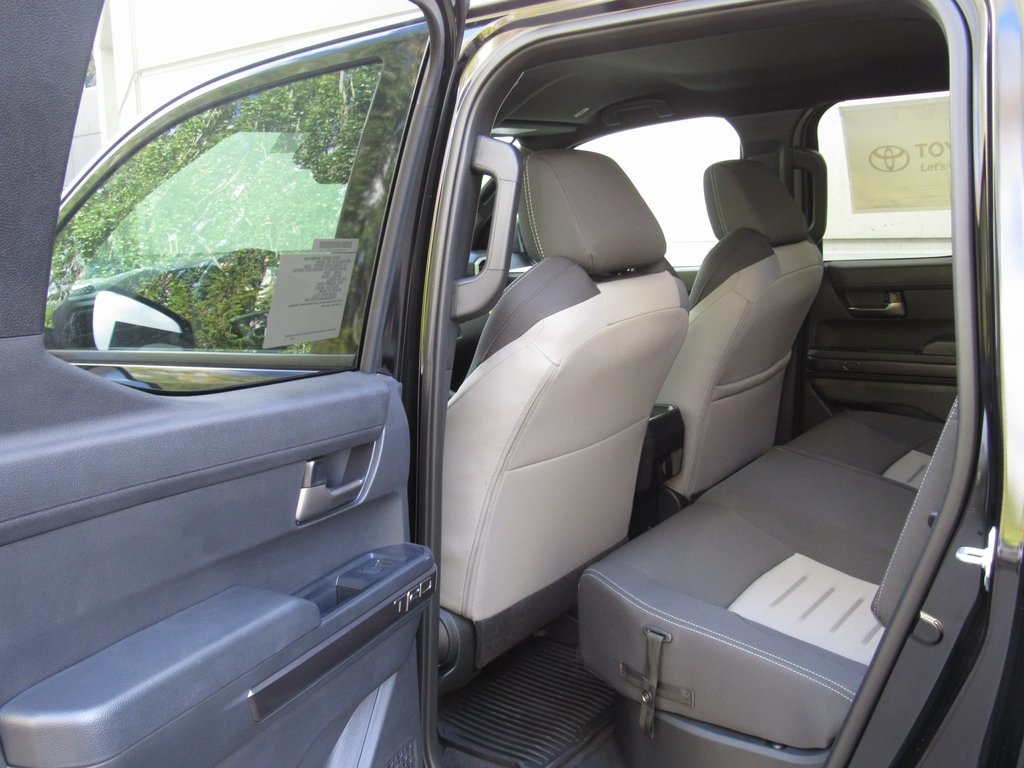 2025 Toyota Tacoma TRD Sport Double Cab photo 17
