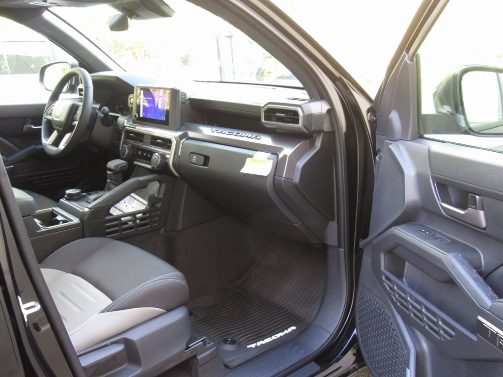 2025 Toyota Tacoma TRD Sport Double Cab photo 20