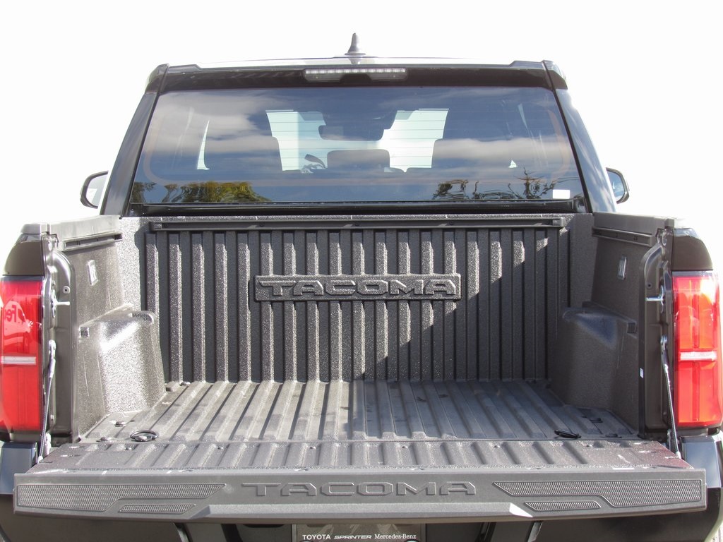 2025 Toyota Tacoma TRD Sport Double Cab photo 6