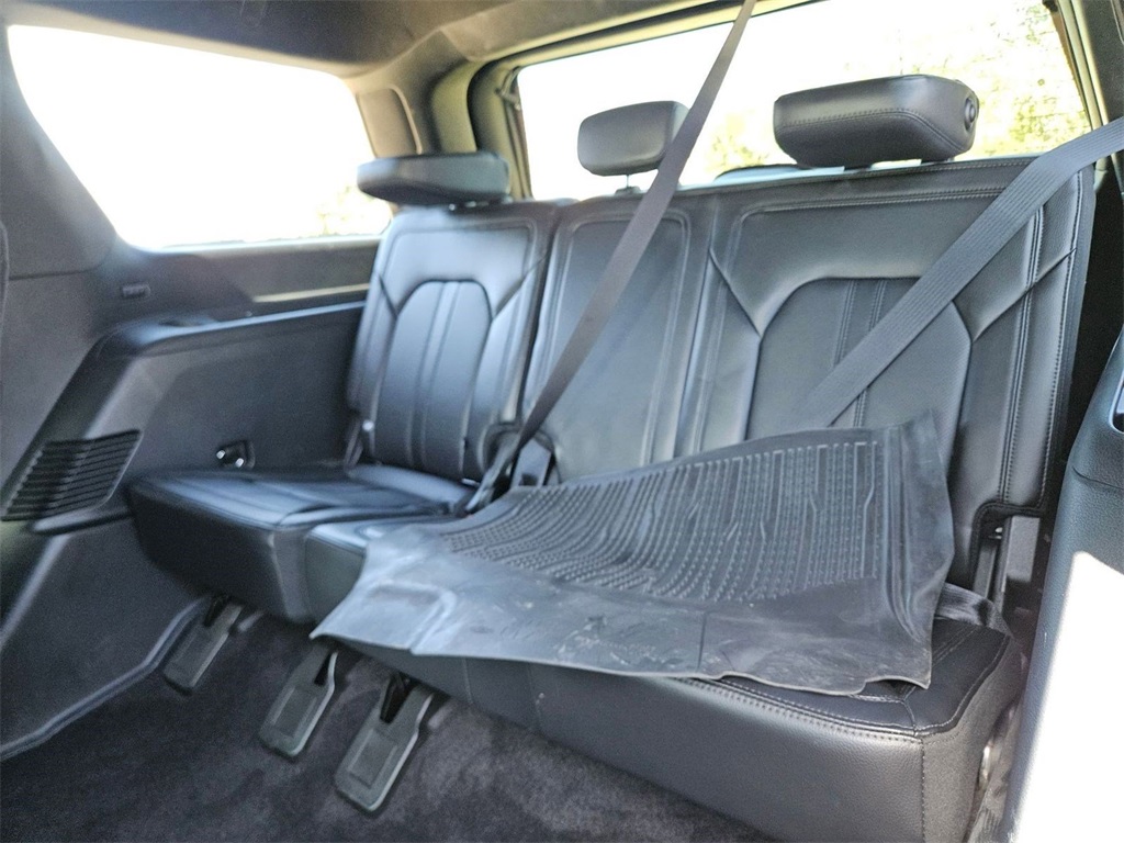2021 Ford Expedition Limited photo 11