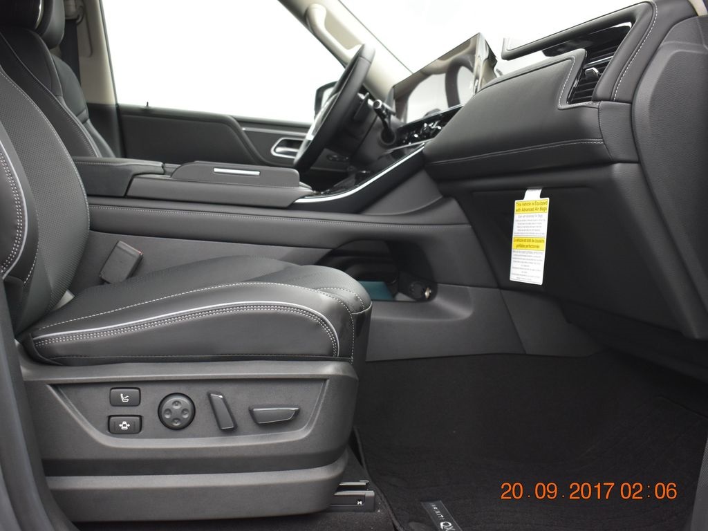 2025 Dynamic Metal INFINITI QX80 SENSORY 4X4 SUV