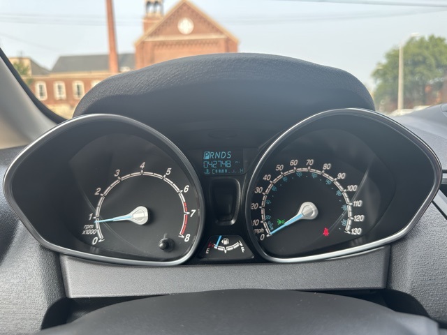 2019 Oxford White Ford Fiesta SE FWD Sedan