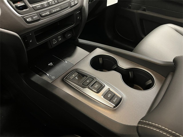 2025 Honda Ridgeline RTL photo 17