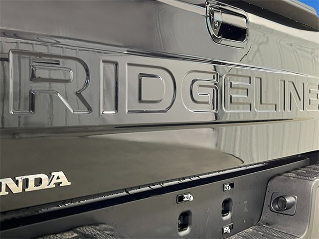 2025 Honda Ridgeline RTL photo 6