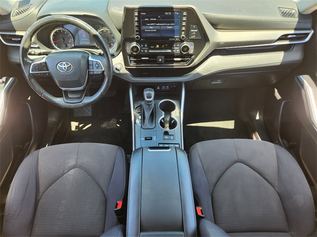 2022 Black Toyota Highlander LE FWD SUV