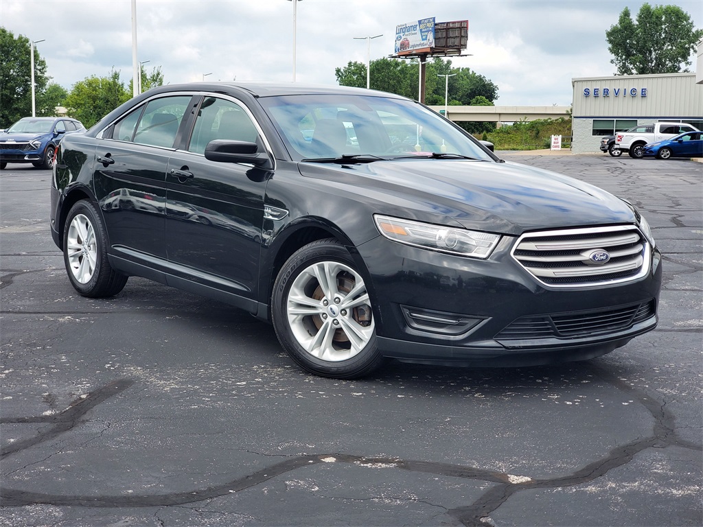 Used 2017 Ford Taurus SEL with VIN 1FAHP2H8XHG103018 for sale in Owosso, MI