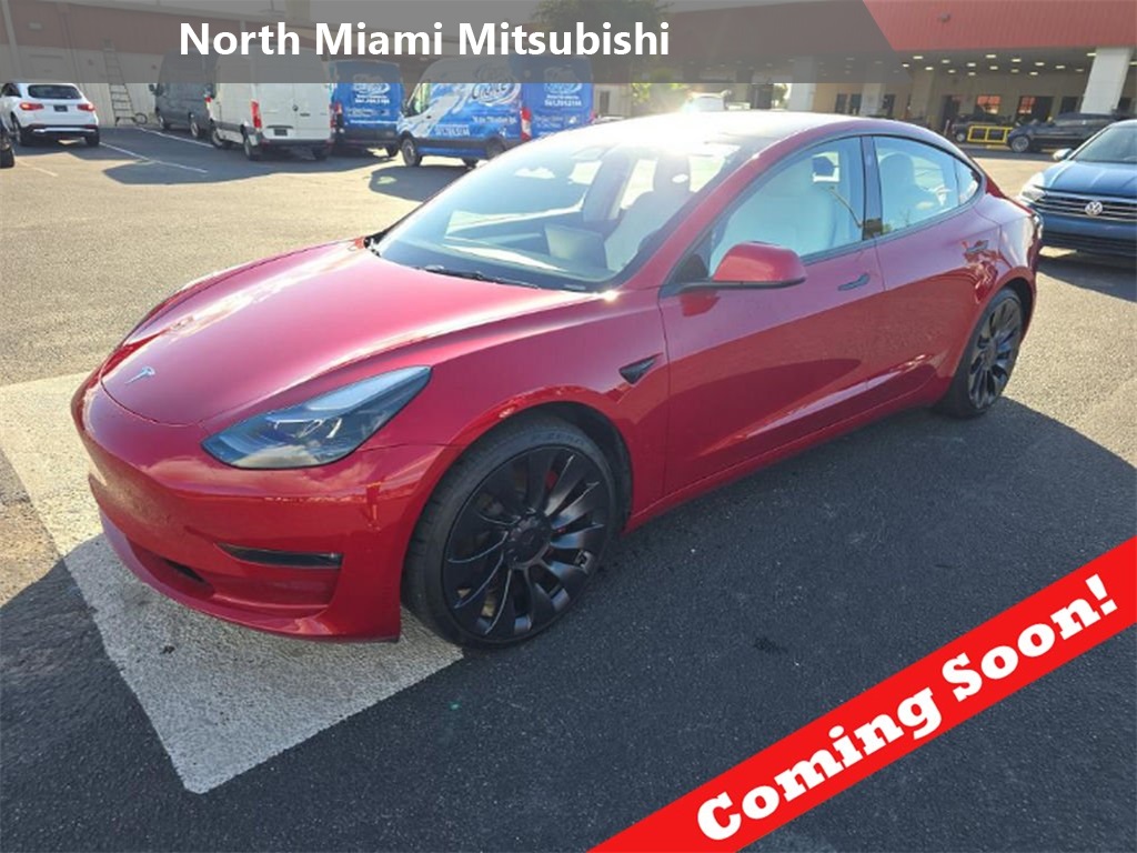 2023 Tesla Model 3 Performance's photo