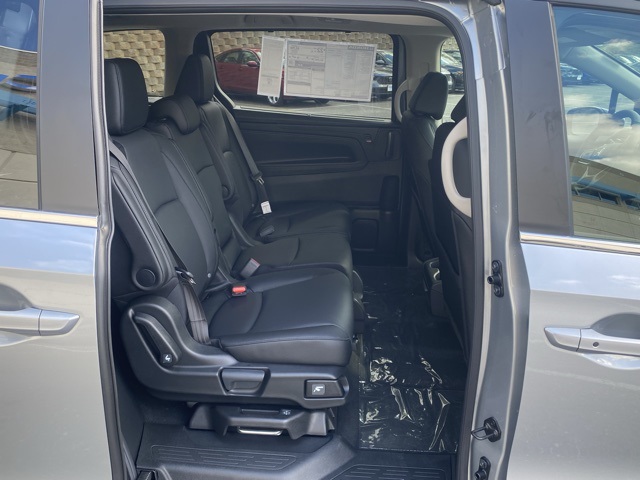 new 2026 Honda Odyssey car, priced at $42,076