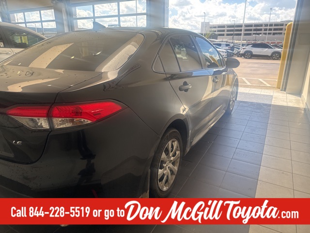 2024 Toyota Corolla LE photo 9