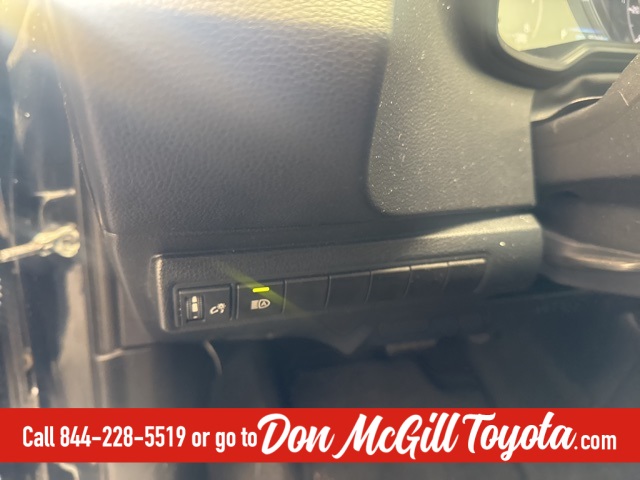 2024 Toyota Corolla LE photo 12