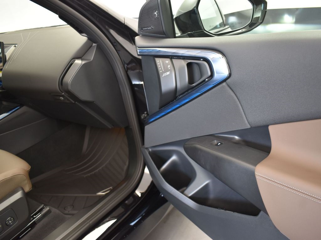 2025 Black Sapphire Metallic BMW X3 30 xDrive AWD SUV