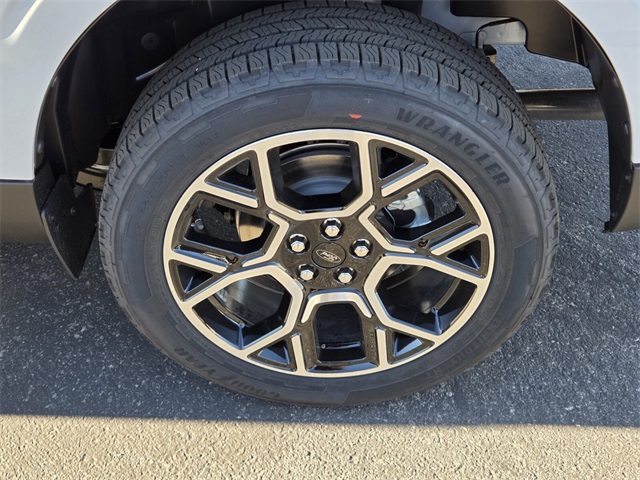 New 2025 Ford Maverick Lariat 4D Crew Cab