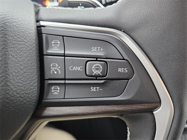 2026 Jeep Grand Cherokee Altitude 4x4