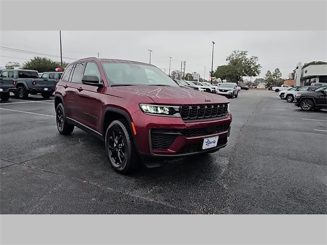 2026 Jeep Grand Cherokee Altitude 4x4