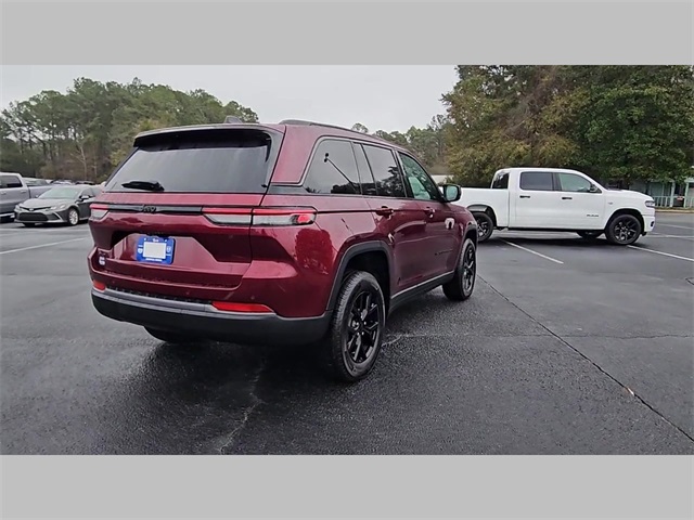 2026 Jeep Grand Cherokee Altitude 4x4