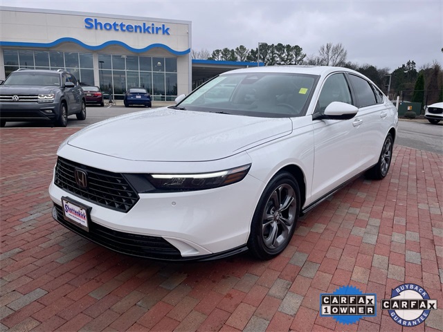 2024 Honda Accord Hybrid EX-L's photo