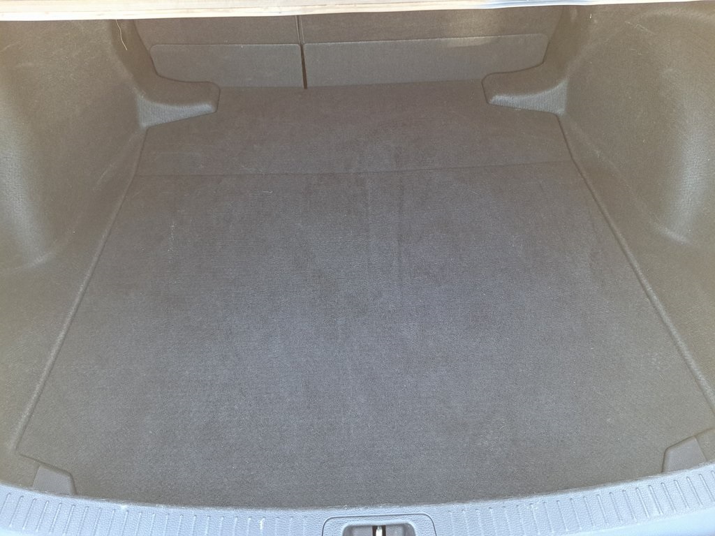 2023 Toyota Corolla LE Sedan 4 Dr. FWD 27
