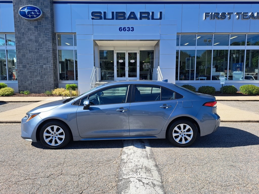 2023 Toyota Corolla LE Sedan 4 Dr. FWD 3