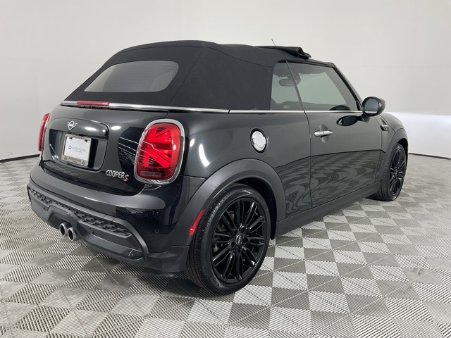 2024 Mini Cooper Convertible S photo 9
