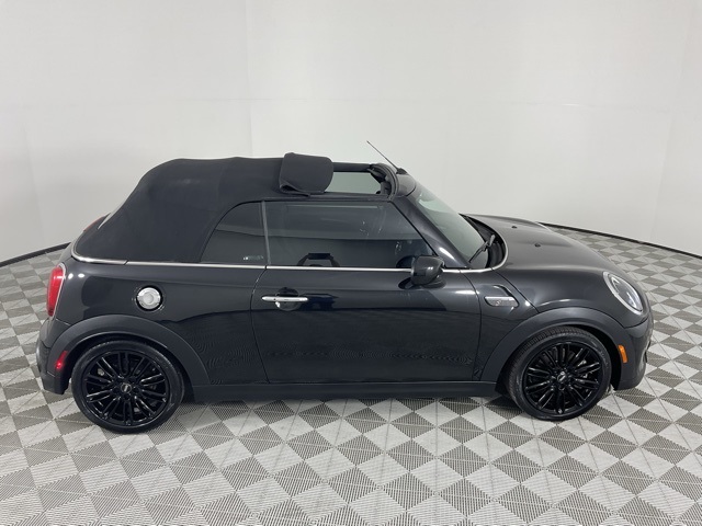 2024 Mini Cooper Convertible S photo 12