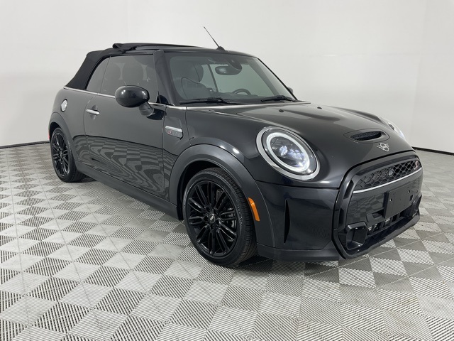 2024 Mini Cooper Convertible S photo 13
