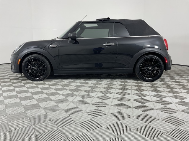 2024 Mini Cooper Convertible S photo 2