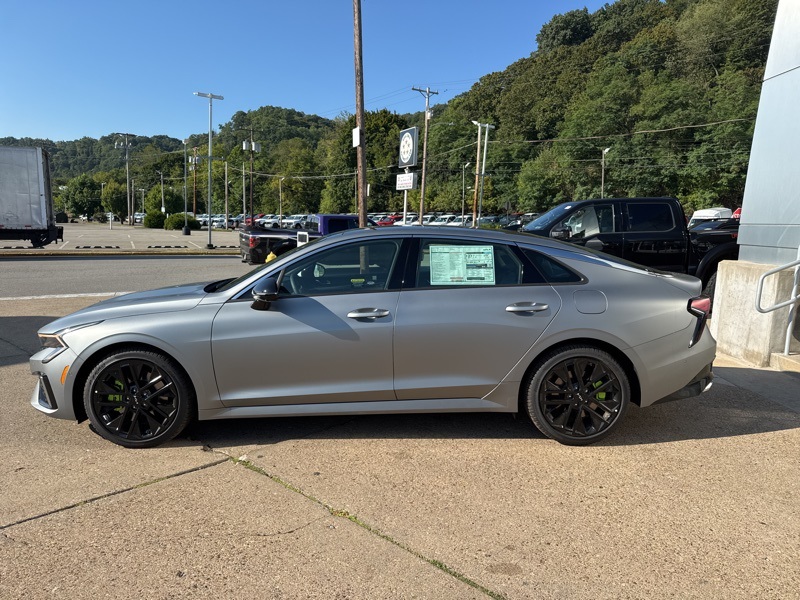 2026 Kia K5 GT photo 4
