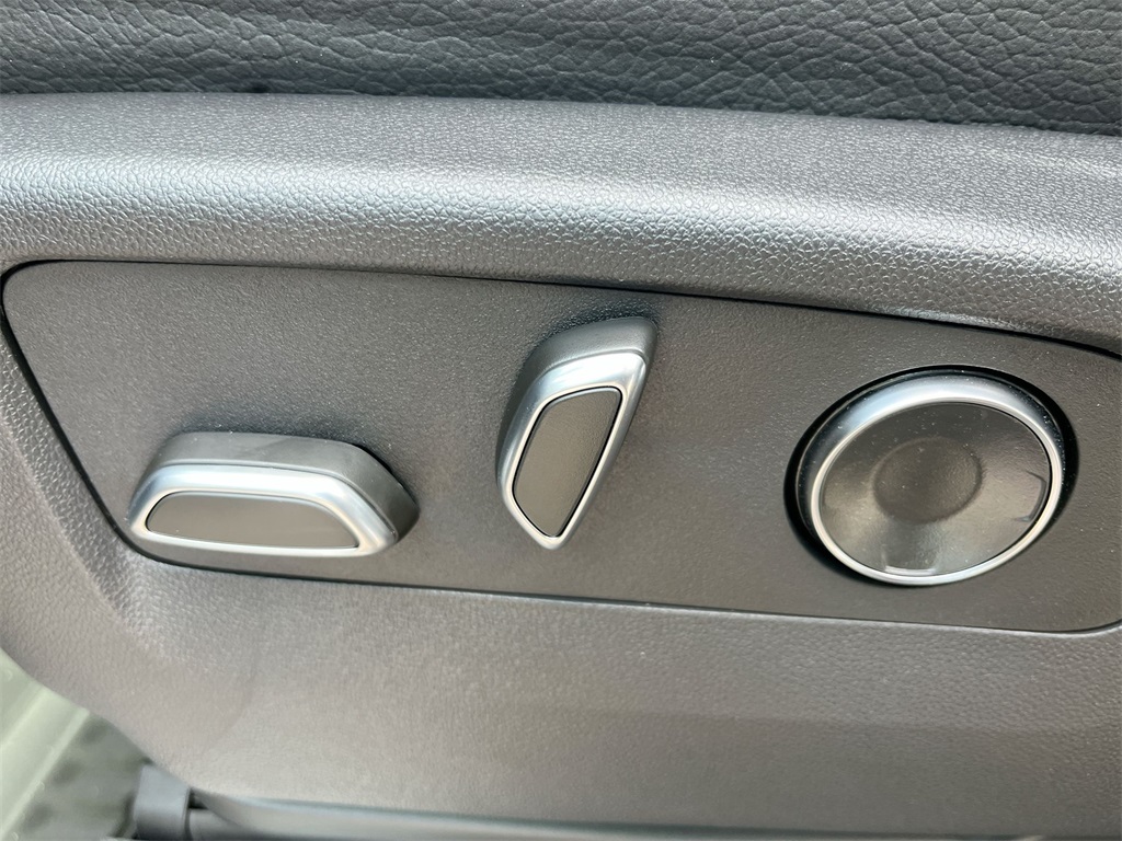 2025 Gmc Sierra 2500 HD Denali photo 10