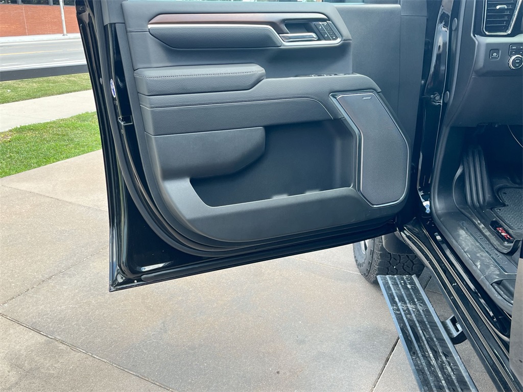 2025 Gmc Sierra 2500 HD Denali photo 11